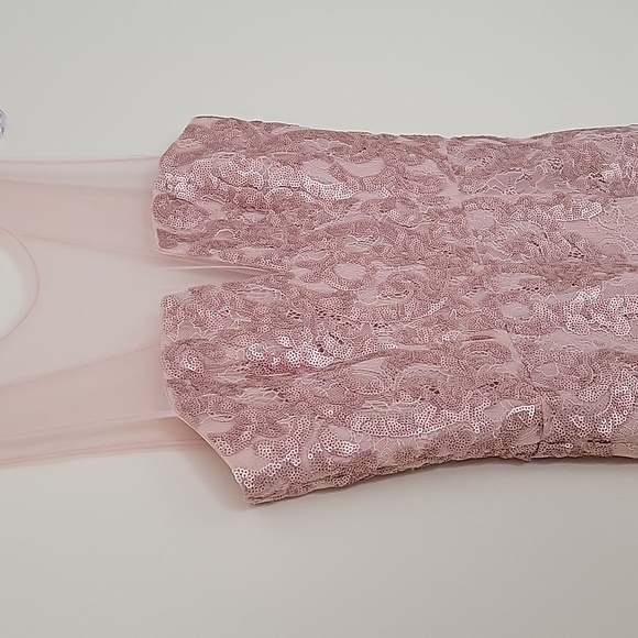 BCBGMaxAzria Women's Abigail Dusty Pink Lace Sequin Mini Dress- Size 2 - Picture 4 of 17